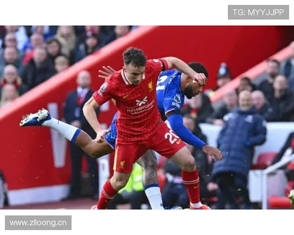 曼联战术体系缺乏稳定性问题显现,当前赛季球队表现波动已逐步反映 曼联战术体系缺乏稳定性问题显现,当前赛季球队表现波动已逐步反映